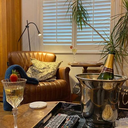 Ourhaus Lejlighed Beverley Eksteriør billede